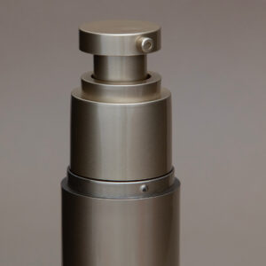 Airless dorado tapa transparente x50ml (Detalle) (1)