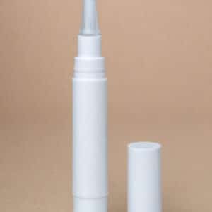 Plumón blco aplicador brocha (Tp al lado)