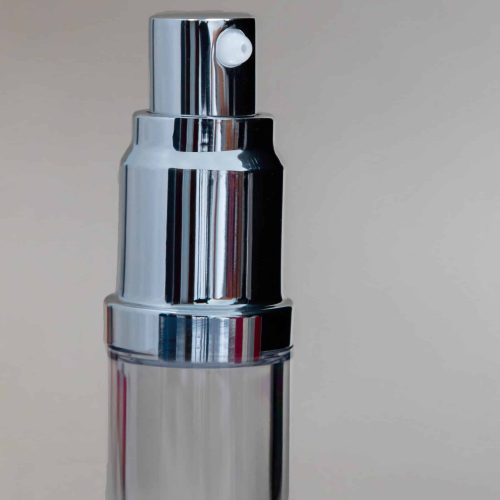Airless transparente con tapa plata x15ml (Detalle) (1)